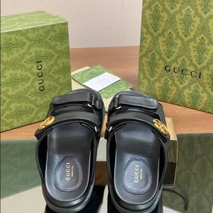 Gucci Sandal with Buckles - SG18