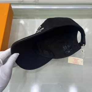 Louis Vuitton Cap - LCH26