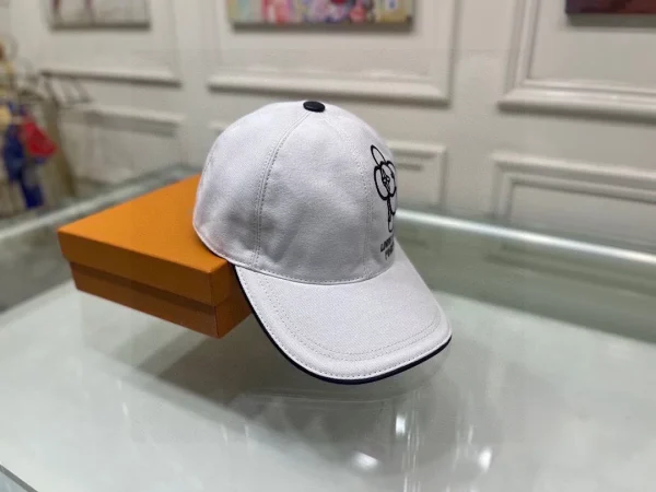 Louis Vuitton Cap - LCH27