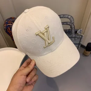 Louis Vuitton Cap - LCH32