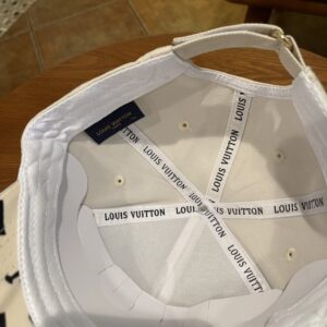 Louis Vuitton Cap - LCH37