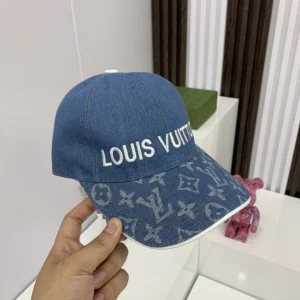 Louis Vuitton Cap - LCH43