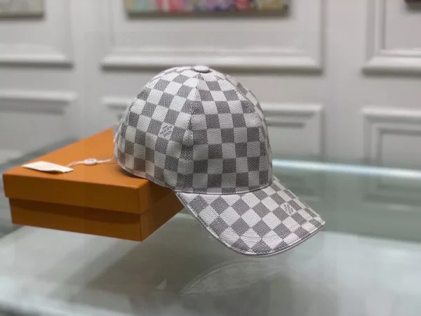 Louis Vuitton Cap - LCH58