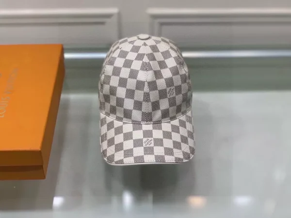 Louis Vuitton Cap - LCH58