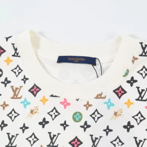 Louis Vuitton T-shirt - LT72