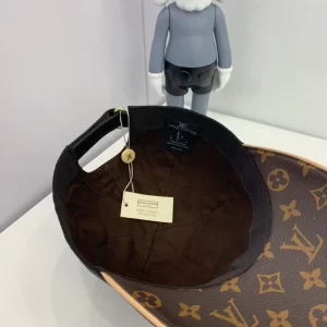 Louis Vuitton Cap - LCH38