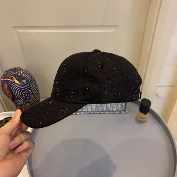 Louis Vuitton Cap - LCH34