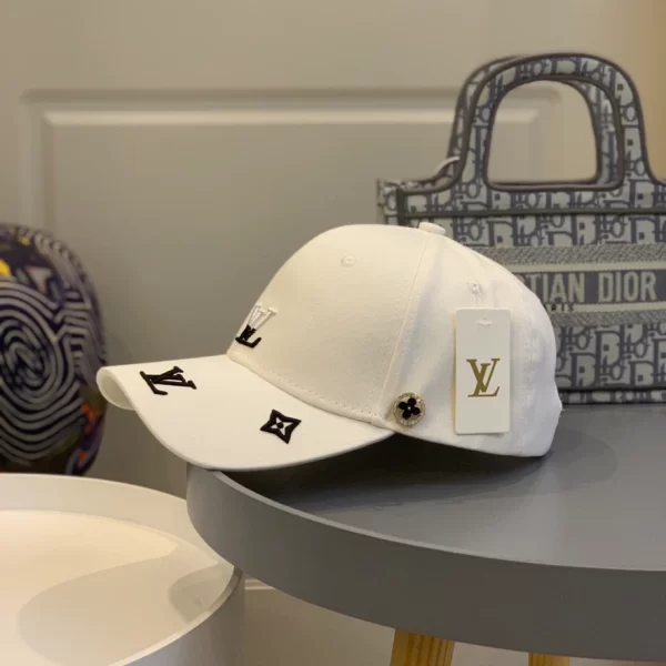 Louis Vuitton Cap - LCH44