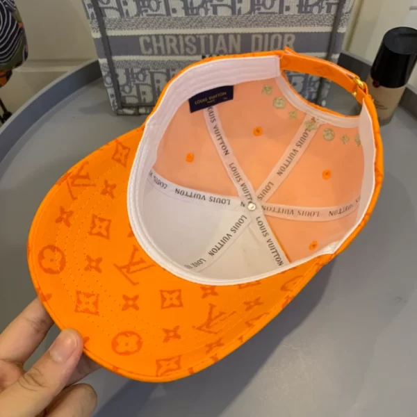 Louis Vuitton Cap - LCH33