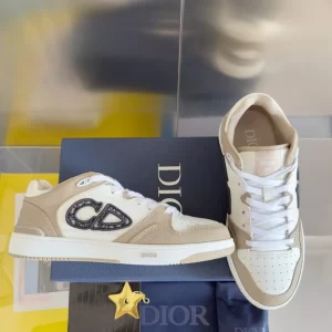 Dior B57 Low-Top Sneaker Beige and White Smooth Calfskin with Beige and Black Dior Oblique Jacquard - DS65 (1)