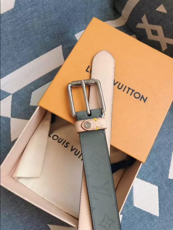 Louis Vuitton Belt - LB43