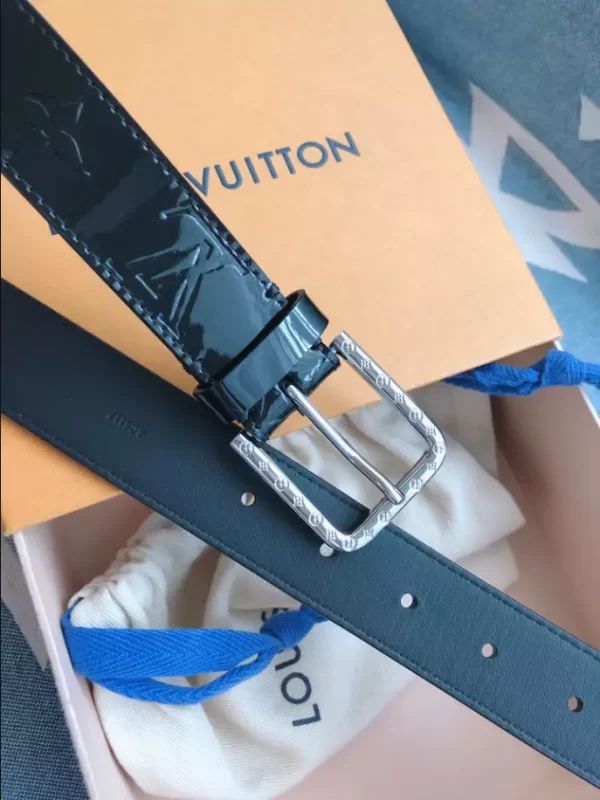 Louis Vuitton Belt - LB24