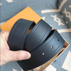 Louis Vuitton Belt - LB38