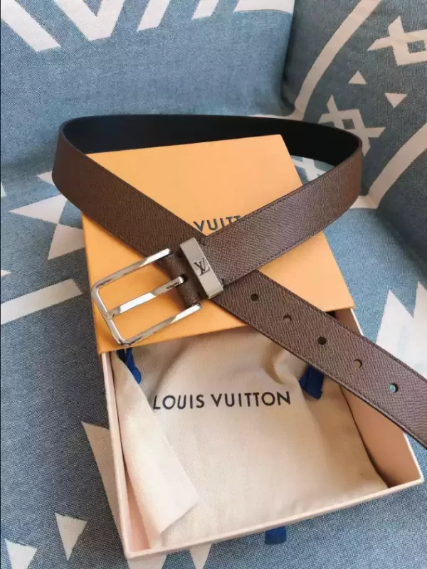 Louis Vuitton Belt - LB42