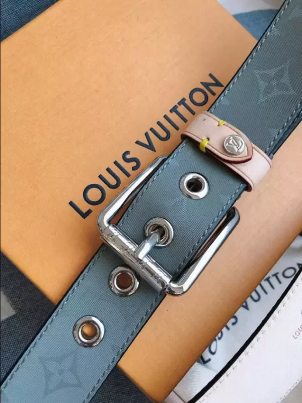 Louis Vuitton Belt - LB43