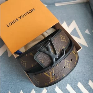 Louis Vuitton Belt - LB31