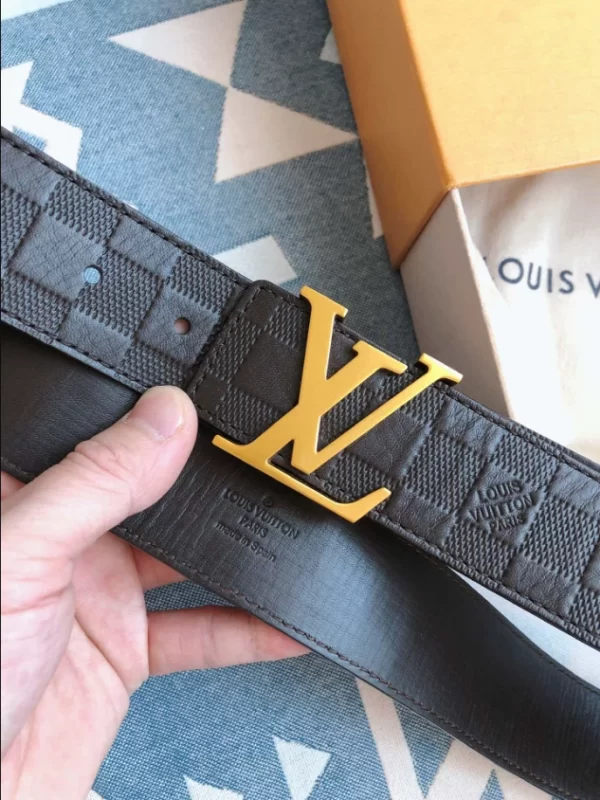 Louis Vuitton Belt - LB35