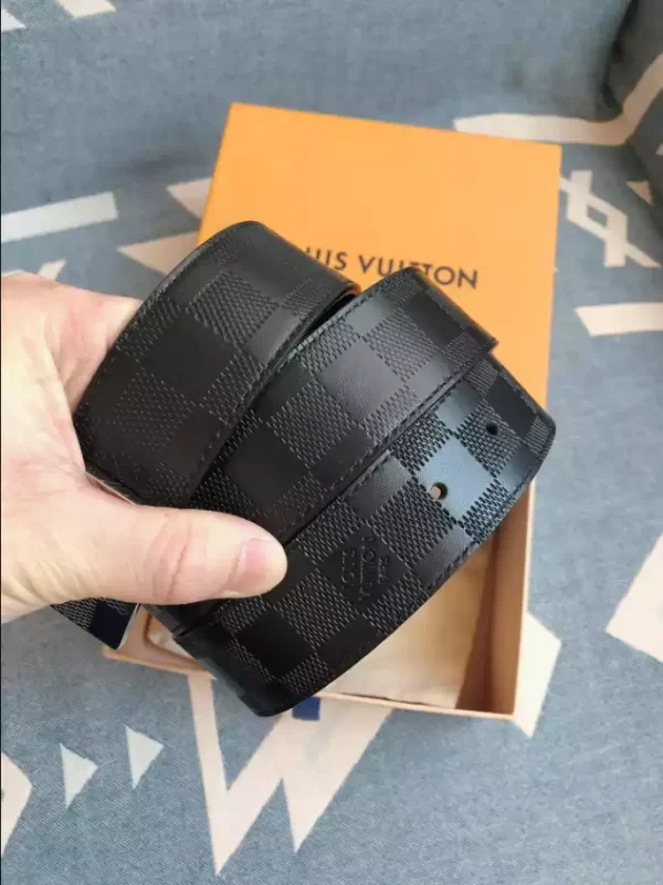 Louis Vuitton Belt - LB22