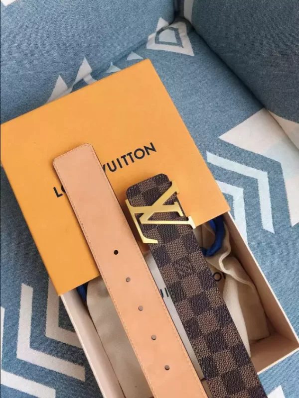 Louis Vuitton Belt - LB51