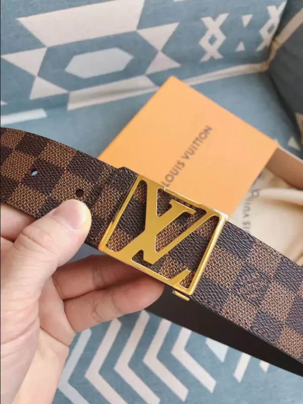 Louis Vuitton Belt - LB20