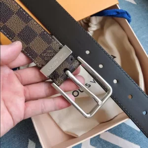 Louis Vuitton Belt - LB28