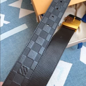 Louis Vuitton Belt - LB35