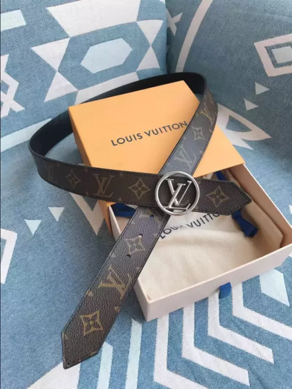 Louis Vuitton Belt - LB23