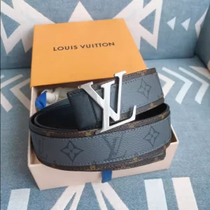 Louis Vuitton Belt - LB52