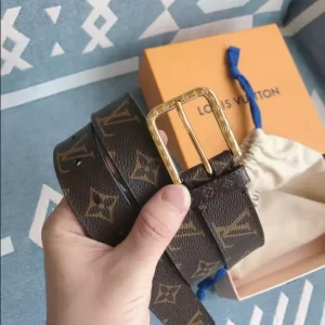 Louis Vuitton Belt - LB25