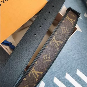 Louis Vuitton Belt - LB31