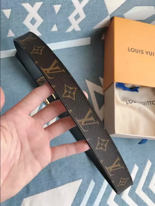 Louis Vuitton Belt - LB25