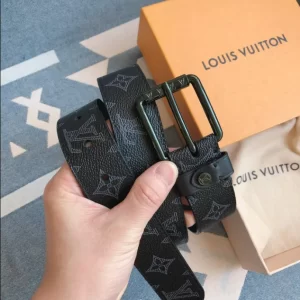 Louis Vuitton Belt - LB26