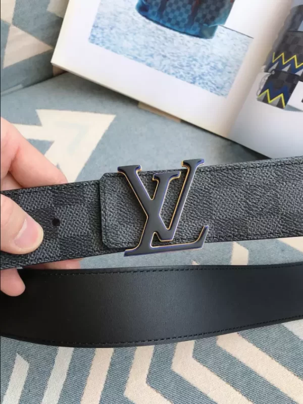 Louis Vuitton Belt - LB59