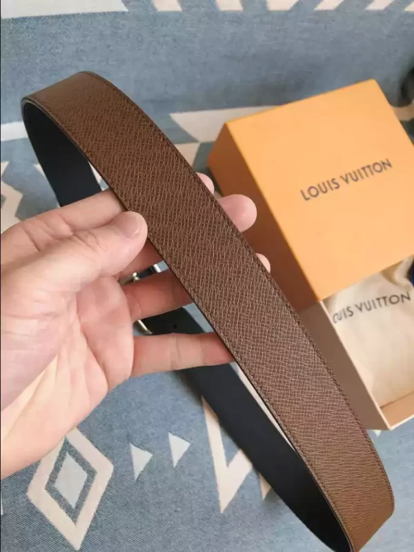 Louis Vuitton Belt - LB42