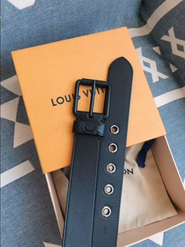 Louis Vuitton Belt - LB44