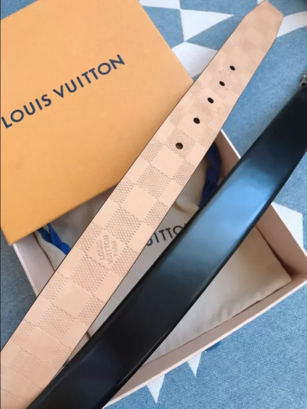 Louis Vuitton Belt - LB46