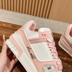 Louis Vuitton Trainer Sneaker In Pink - LS204