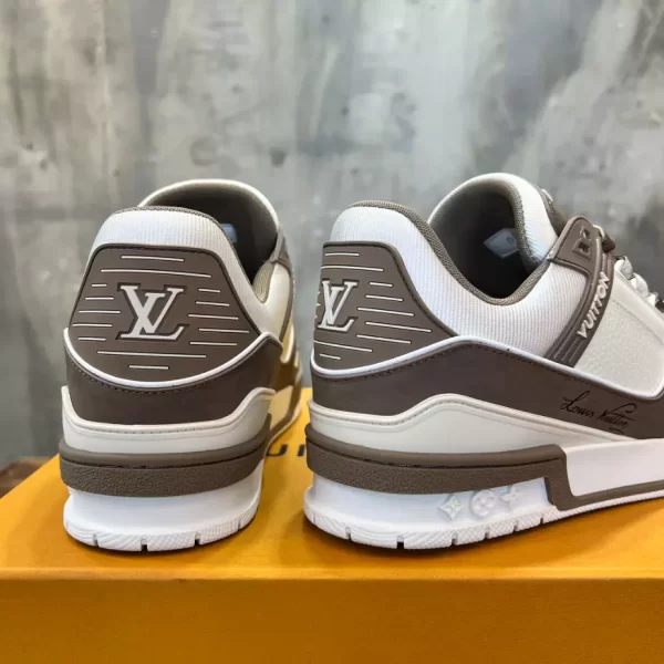 Louis Vuitton Trainer Sneaker In Taupe Brown - LS206