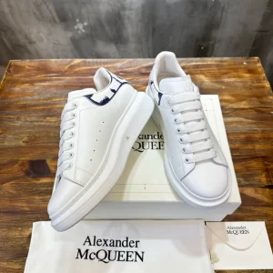 Alexander McQueen Oversized Sneaker - AS17