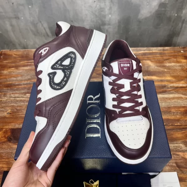 Dior B57 Low-Top Sneaker Burgundy and White Smooth Calfskin - DS105