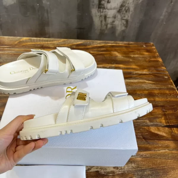 Dioract Slide White Lambskin - SD17