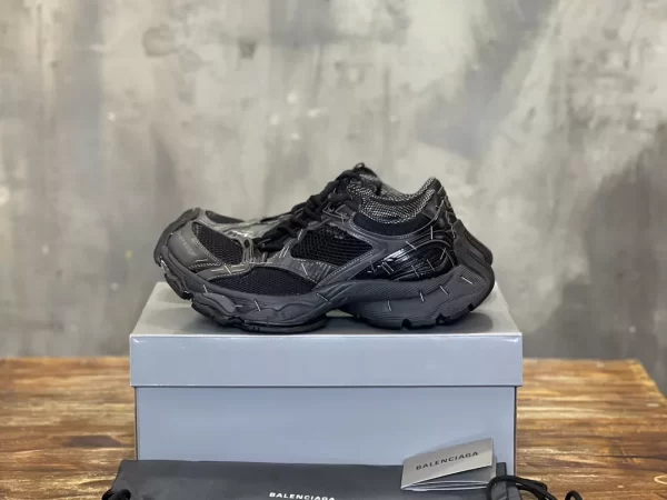 Balenciaga Stapler Sneaker - GS90