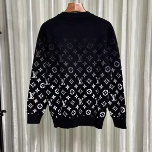 Louis Vuitton Lvse Monogram Degrade Crewneck - HL52