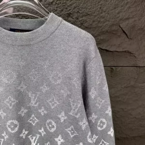 Louis Vuitton Lvse Monogram Degrade Crewneck - HL53