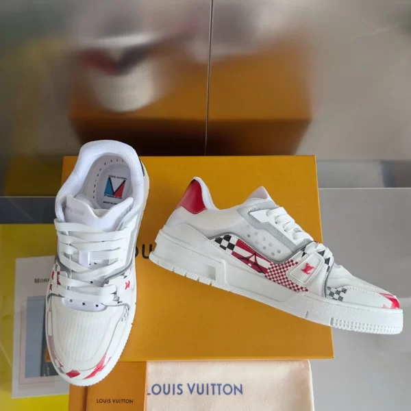 Louis Vuitton Trainer Sneaker In Red - LS218