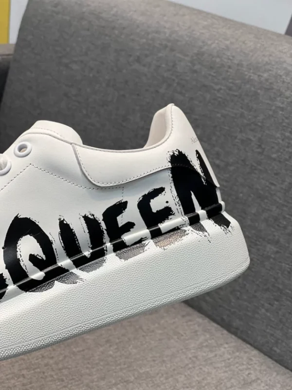 Alexander McQueen Graffiti-Print Oversized Sneakers - AS33