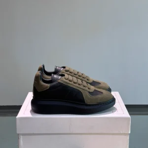 Alexander McQueen Oversized Retro Sneaker - AS34