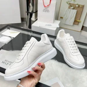 Alexander McQueen Oversized Retro Sneaker - AS36