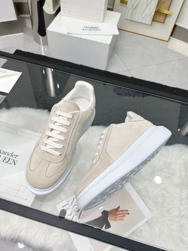 Alexander McQueen Oversized Retro Sneaker - AS38