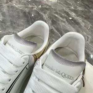 Alexander McQueen Oversized Sneaker - AS19